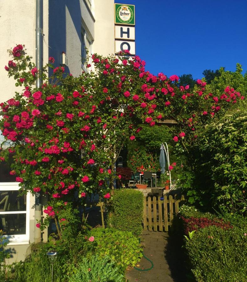 Hotel Garni Am Schaefersberg Niedernhausen Exterior foto